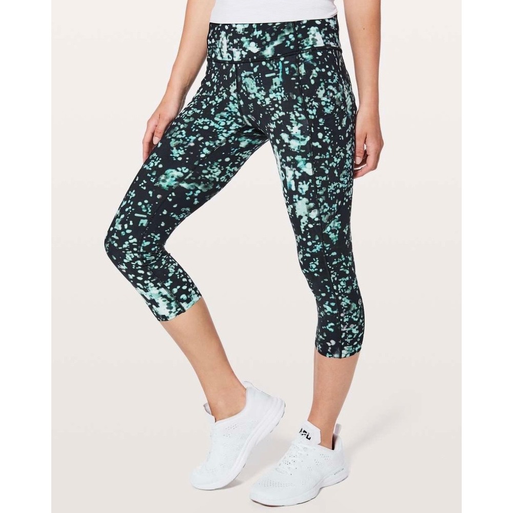 Lululemon Fast & Free Crop II *Nulux 19" Pixel Haze Multi Black 10 Running Gym
